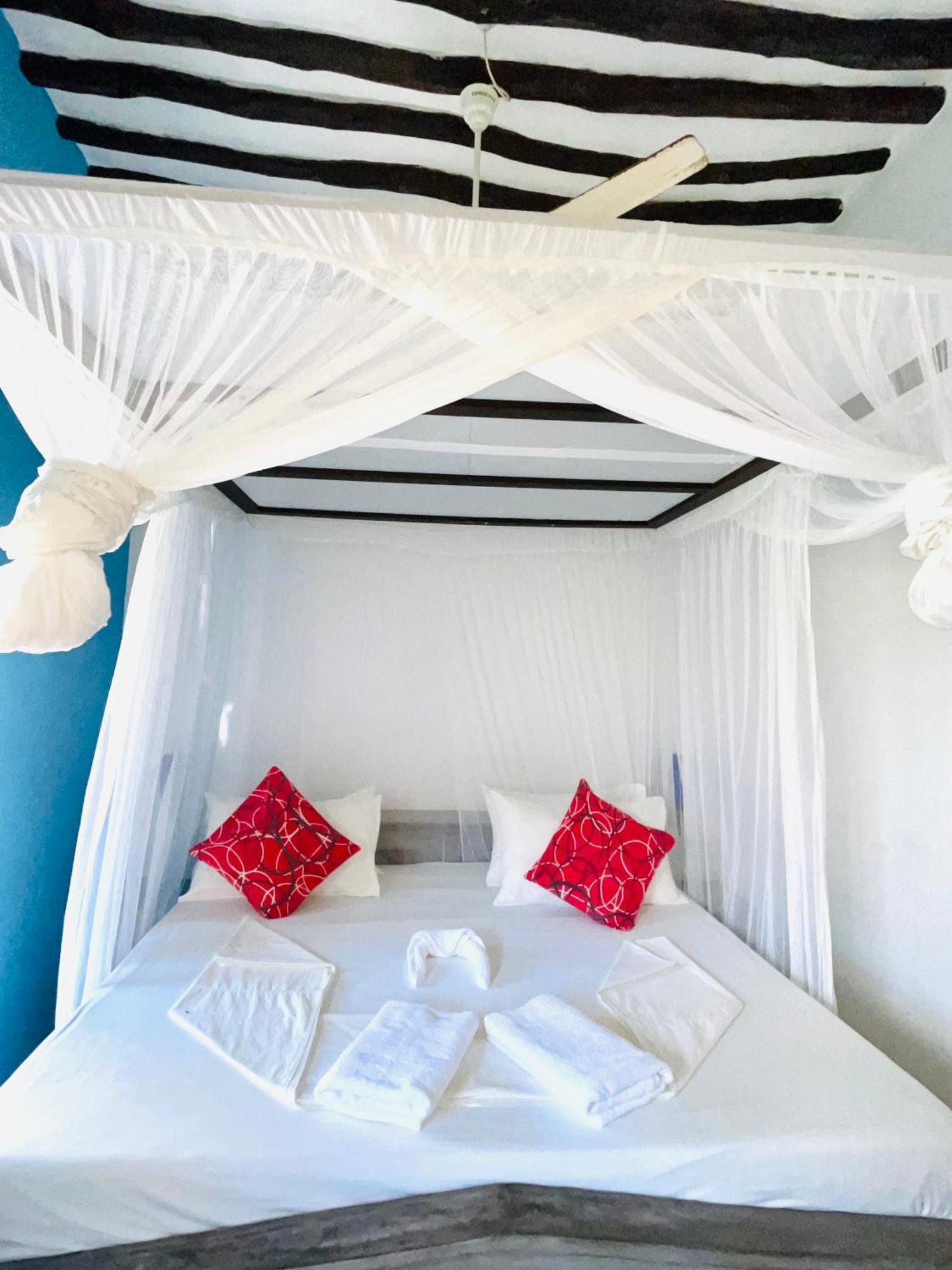 شقة Shiban House Shela المظهر الخارجي الصورة