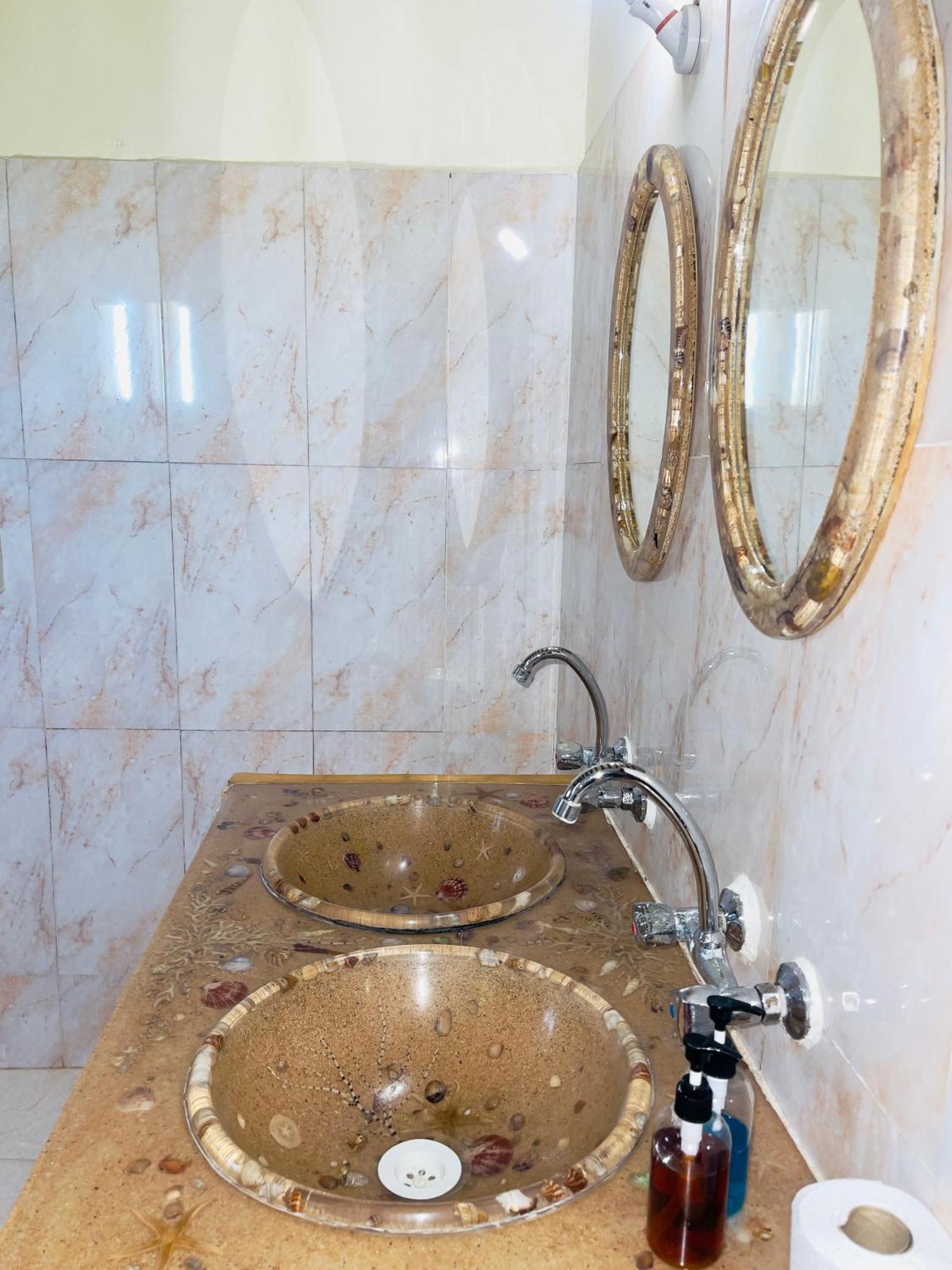 شقة Shiban House Shela المظهر الخارجي الصورة